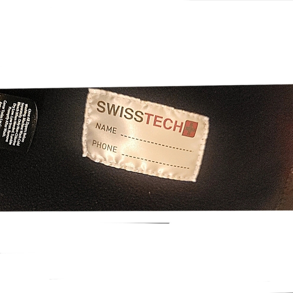 Swiss Tech Toddler Red & Black Plaid Puffer Jacket size 4t - Picture 9 of 11